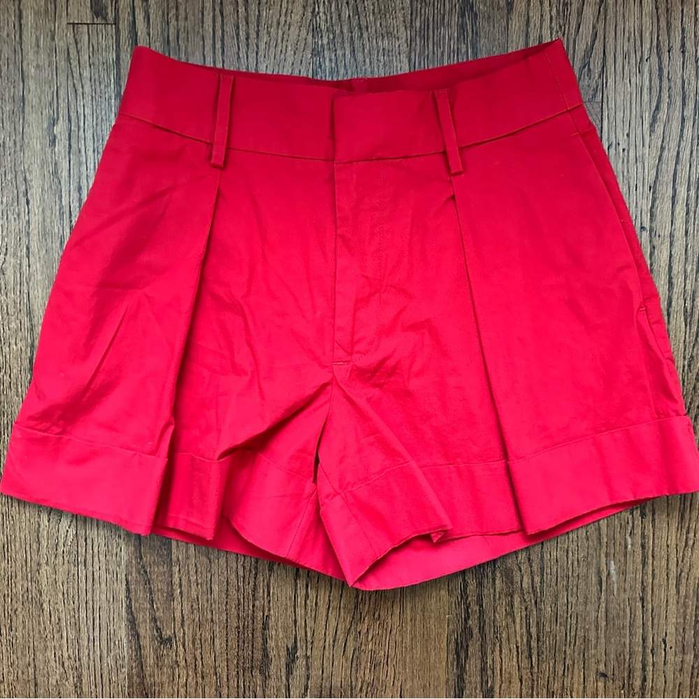 NWT Banana Republic Red Pleated Trouser Shorts Sz 2